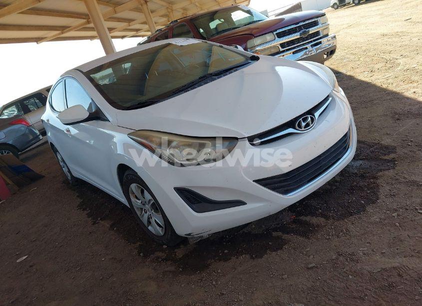 2016 Hyundai Elantra SE (VIN 5NPDH4AE9GH767791) main photo