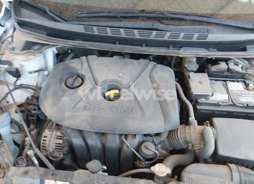 Photo 10 of 2016 Hyundai Elantra SE (VIN 5NPDH4AE9GH767791)