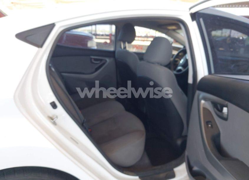 Photo 8 of 2016 Hyundai Elantra SE (VIN 5NPDH4AE9GH767791)