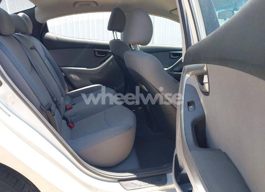 Photo 8 of 2016 Hyundai Elantra SE (VIN 5NPDH4AE9GH768620)