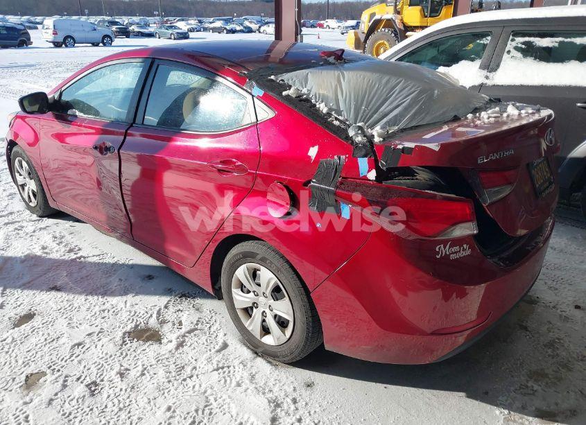 Photo 3 of 2016 Hyundai Elantra SE (VIN 5NPDH4AE9GH768763)