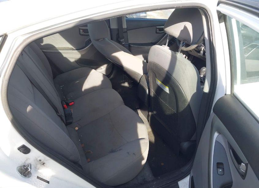 Photo 8 of 2016 Hyundai Elantra SE (VIN 5NPDH4AE9GH769301)