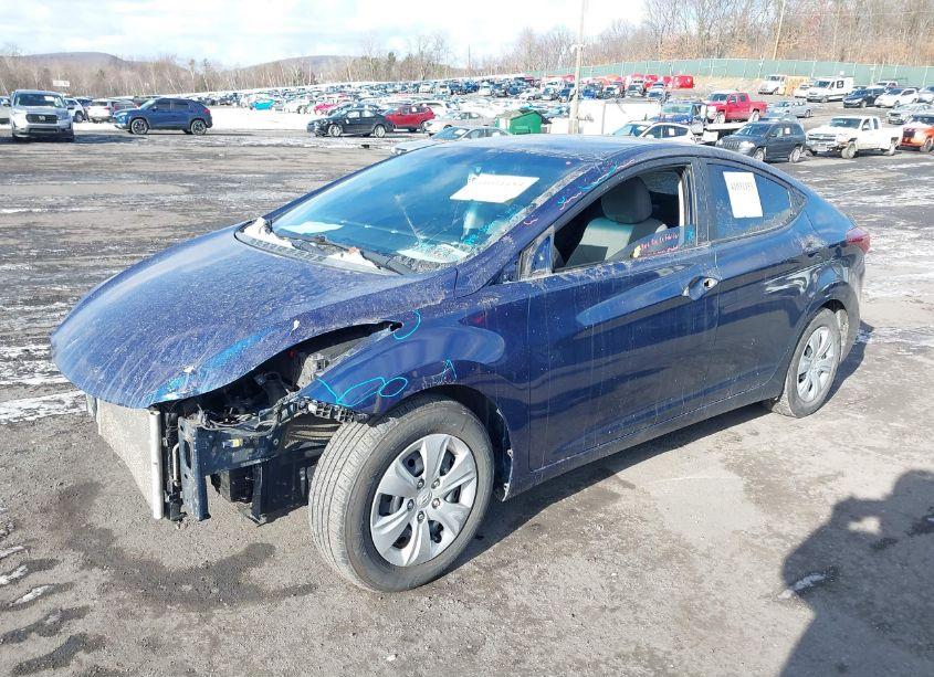 Photo 2 of 2016 Hyundai Elantra SE (VIN 5NPDH4AE9GH773607)