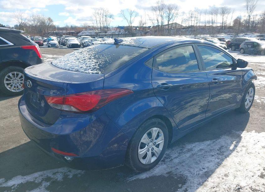 Photo 4 of 2016 Hyundai Elantra SE (VIN 5NPDH4AE9GH773607)