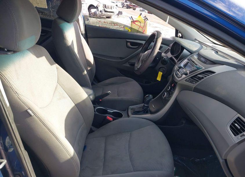 Photo 5 of 2016 Hyundai Elantra SE (VIN 5NPDH4AE9GH773607)