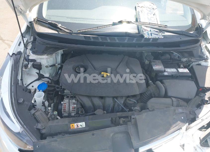 Photo 10 of 2016 Hyundai Elantra SE (VIN 5NPDH4AE9GH776412)
