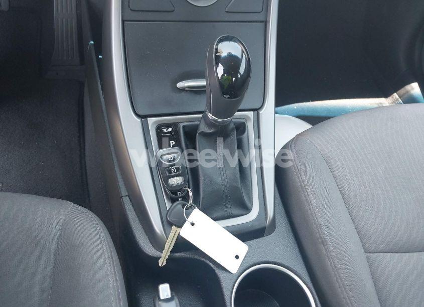 Photo 11 of 2016 Hyundai Elantra SE (VIN 5NPDH4AE9GH776412)