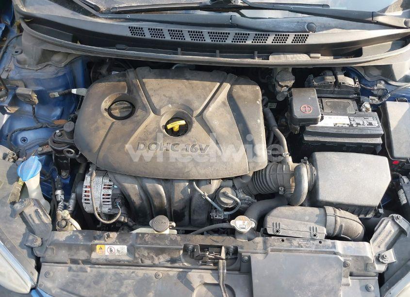 Photo 10 of 2016 Hyundai Elantra SE (VIN 5NPDH4AE9GH783215)