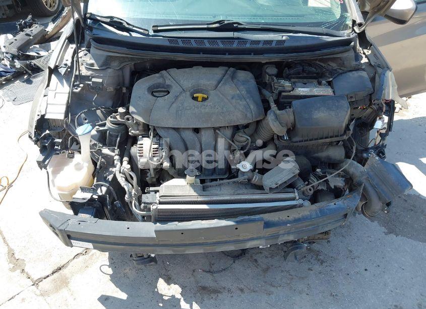 Photo 10 of 2016 Hyundai Elantra SE (VIN 5NPDH4AE9GH793064)