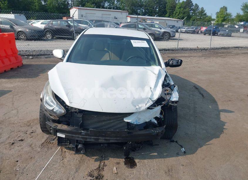 Photo 12 of 2016 Hyundai Elantra SE (VIN 5NPDH4AE9GH794201)