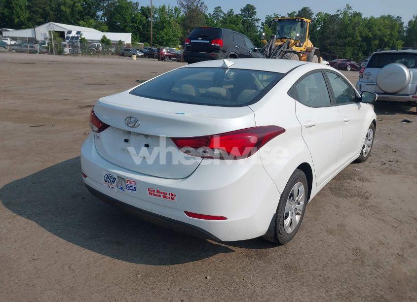 Photo 4 of 2016 Hyundai Elantra SE (VIN 5NPDH4AE9GH794201)