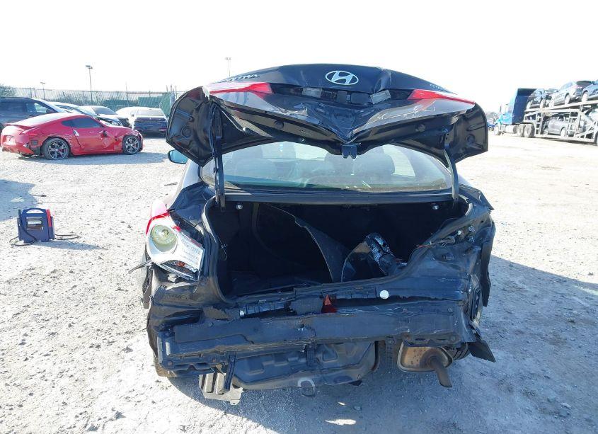 Photo 6 of 2013 Hyundai Elantra GLS (VIN 5NPDH4AEODH211333)