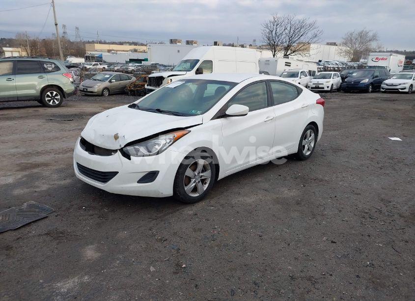 Photo 2 of 2011 Hyundai Elantra GLS (VIN 5NPDH4AEXBH031676)