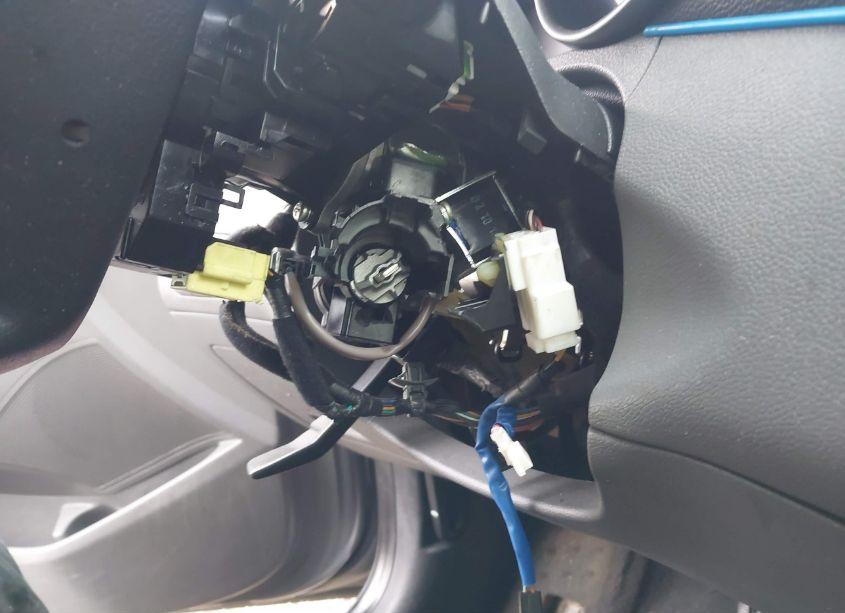 Photo 6 of 2011 Hyundai Elantra GLS (VIN 5NPDH4AEXBH059137)