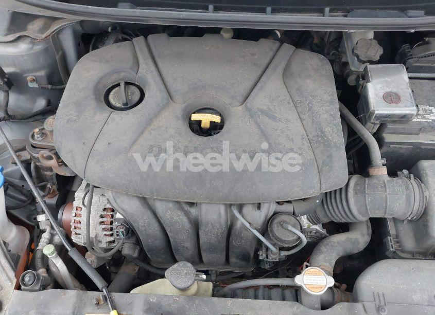 Photo 10 of 2012 Hyundai Elantra GLS (VIN 5NPDH4AEXCH071001)