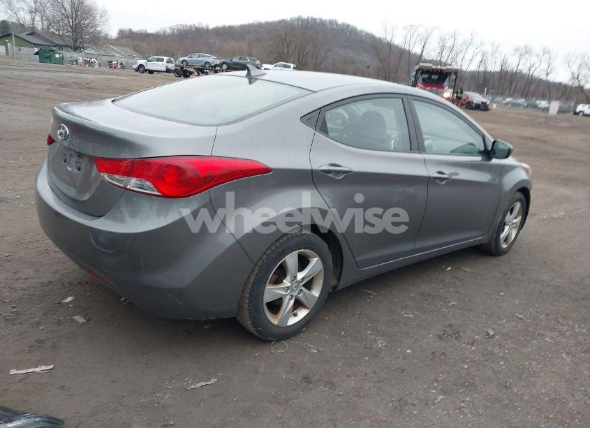 Photo 4 of 2012 Hyundai Elantra GLS (VIN 5NPDH4AEXCH071001)
