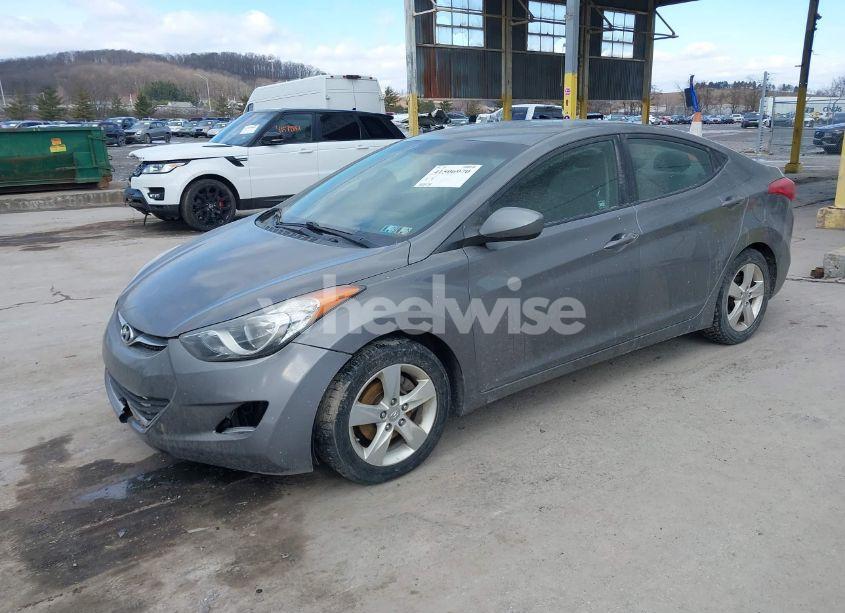 Photo 2 of 2012 Hyundai Elantra GLS (VIN 5NPDH4AEXCH074707)