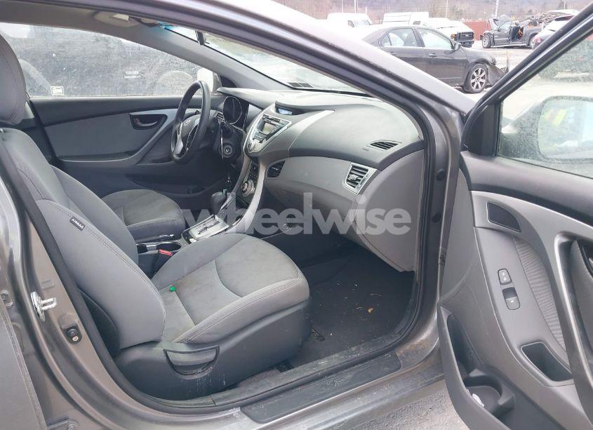 Photo 5 of 2012 Hyundai Elantra GLS (VIN 5NPDH4AEXCH074707)