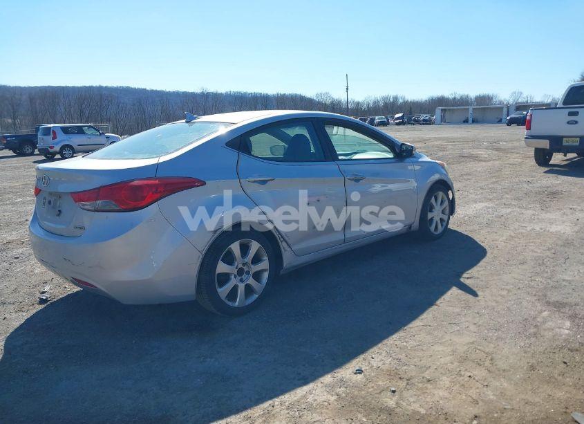 Photo 4 of 2012 Hyundai Elantra LIMITED (VIN 5NPDH4AEXCH082516)