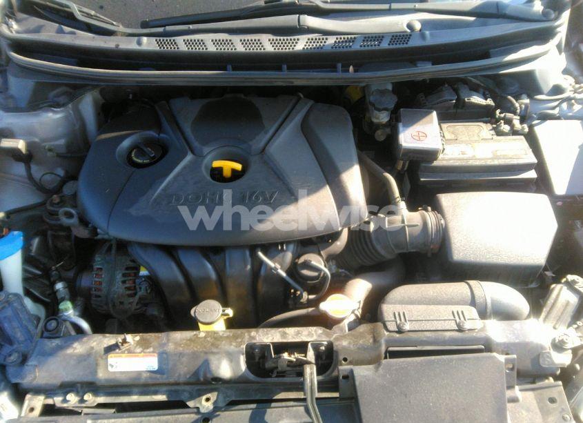 Photo 10 of 2012 Hyundai Elantra LIMITED (VIN 5NPDH4AEXCH092866)