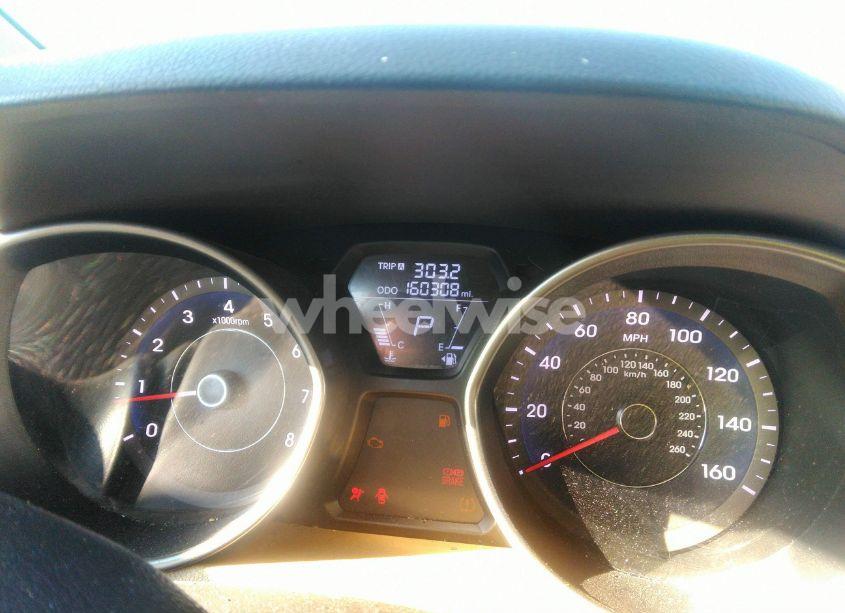 Photo 7 of 2012 Hyundai Elantra LIMITED (VIN 5NPDH4AEXCH092866)