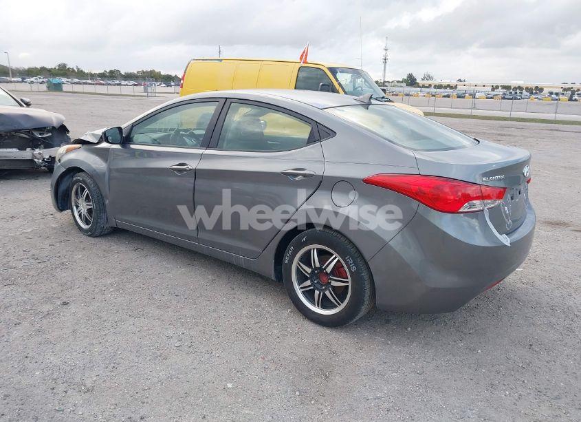Photo 3 of 2012 Hyundai Elantra GLS (VIN 5NPDH4AEXCH093757)