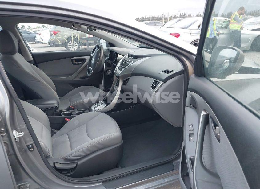 Photo 5 of 2012 Hyundai Elantra GLS (VIN 5NPDH4AEXCH093757)