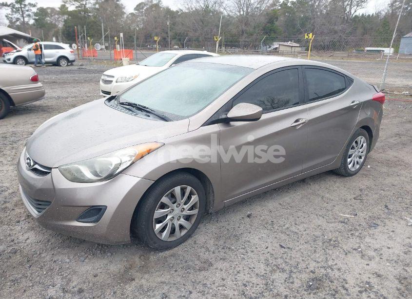 Photo 2 of 2012 Hyundai Elantra GLS (VIN 5NPDH4AEXCH126045)