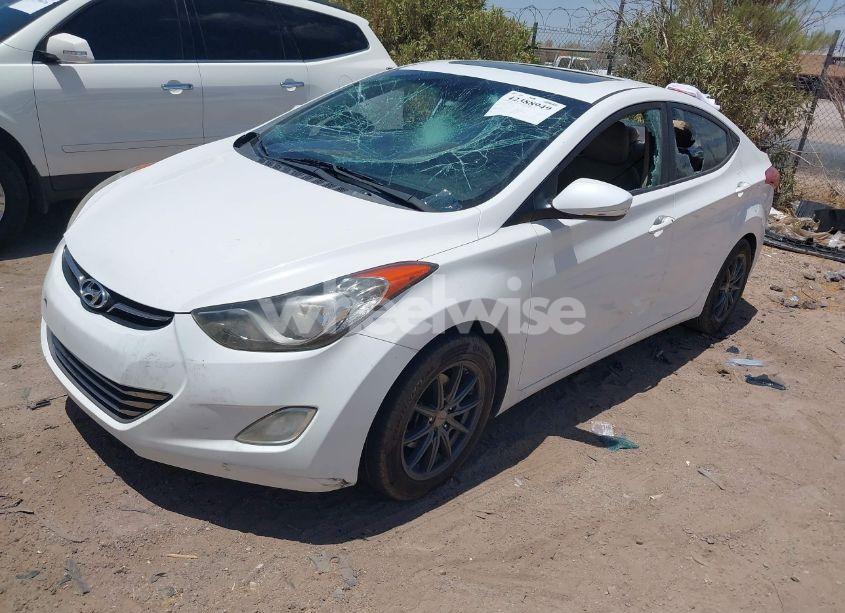 Photo 2 of 2013 Hyundai Elantra GLS/LIMITED (VIN 5NPDH4AEXD8253167)