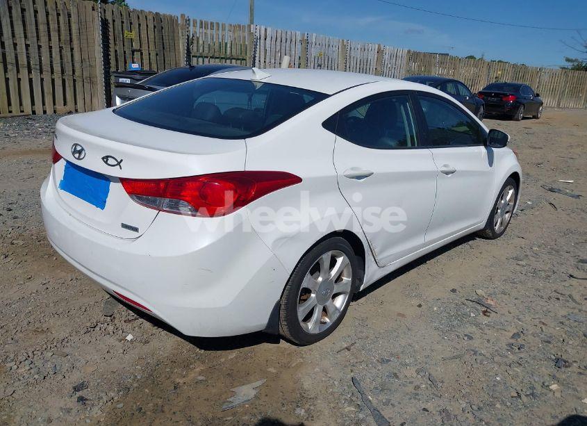 Photo 4 of 2013 Hyundai Elantra LIMITED (VIN 5NPDH4AEXDH153182)