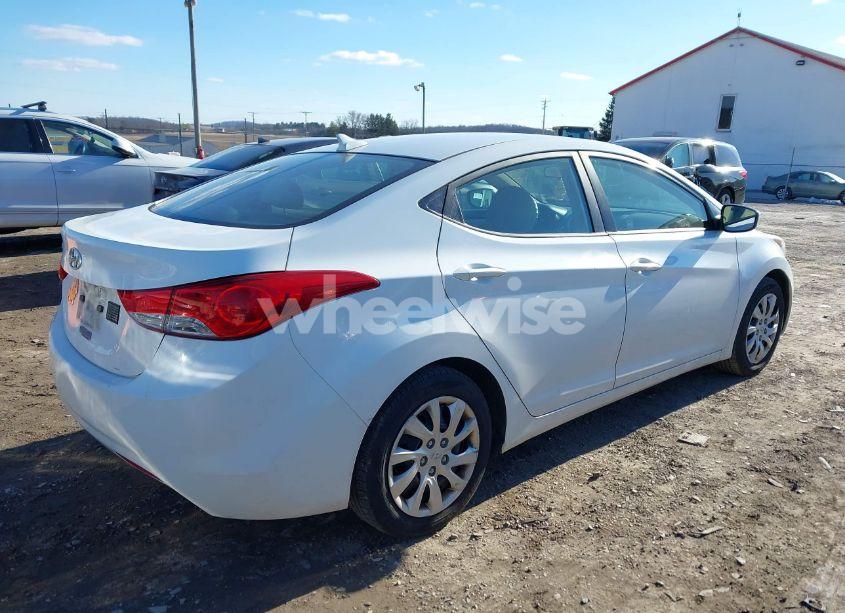 Photo 4 of 2013 Hyundai Elantra GLS (VIN 5NPDH4AEXDH158656)