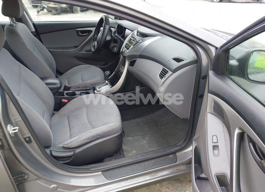 Photo 5 of 2013 Hyundai Elantra GLS (VIN 5NPDH4AEXDH164733)