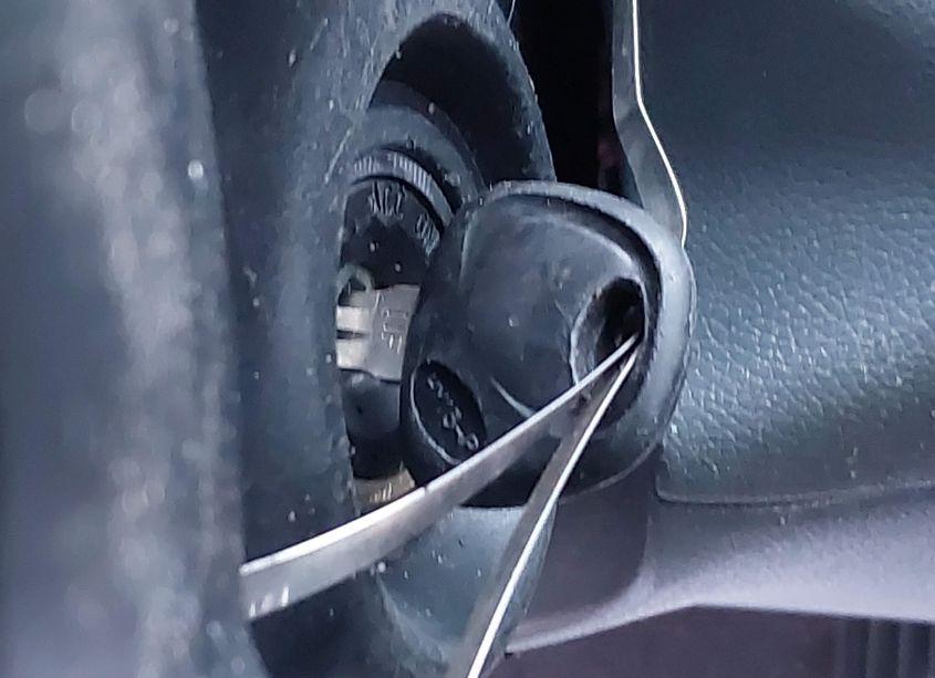 Photo 11 of 2013 Hyundai Elantra GLS (VIN 5NPDH4AEXDH172945)