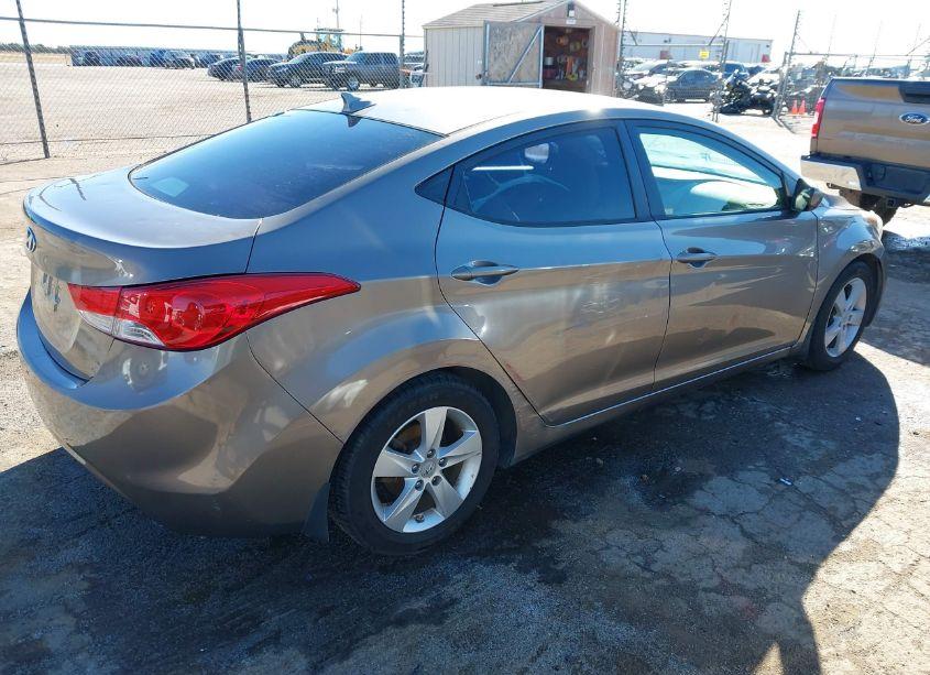 Photo 4 of 2013 Hyundai Elantra GLS (VIN 5NPDH4AEXDH179720)