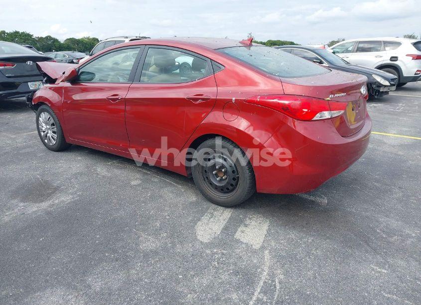 Photo 3 of 2013 Hyundai Elantra GLS (VIN 5NPDH4AEXDH186361)