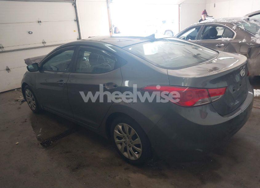 Photo 3 of 2013 Hyundai Elantra GLS (VIN 5NPDH4AEXDH192550)