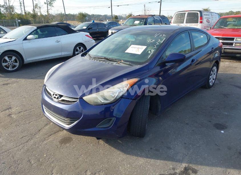 Photo 2 of 2013 Hyundai Elantra GLS (VIN 5NPDH4AEXDH222677)