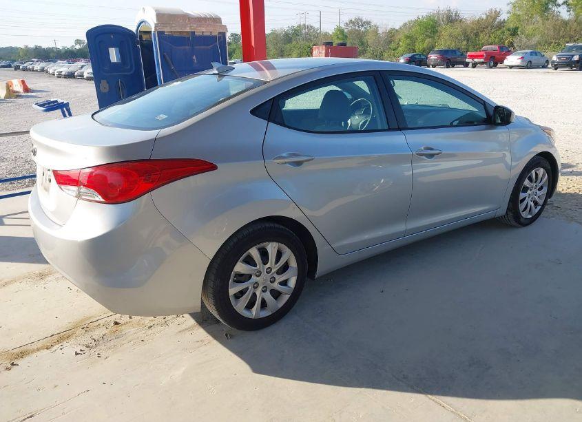 Photo 4 of 2013 Hyundai Elantra GLS (VIN 5NPDH4AEXDH227197)
