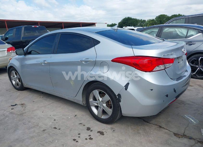 Photo 3 of 2013 Hyundai Elantra GLS (VIN 5NPDH4AEXDH232965)