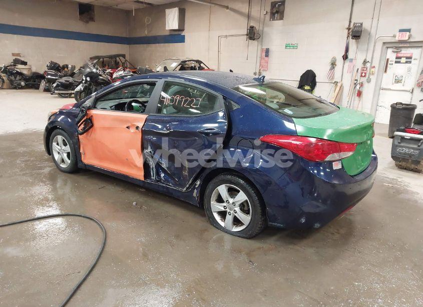 Photo 3 of 2013 Hyundai Elantra GLS (VIN 5NPDH4AEXDH250561)
