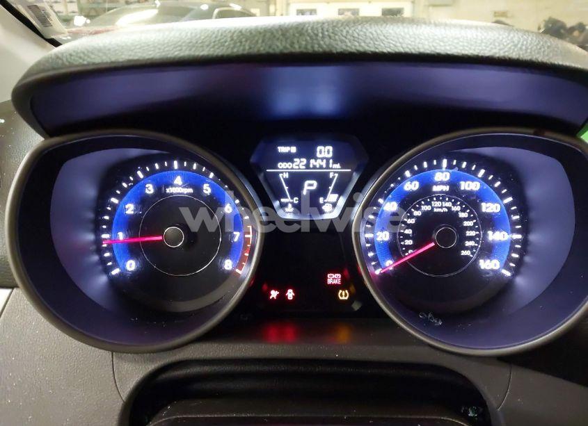 Photo 7 of 2013 Hyundai Elantra GLS (VIN 5NPDH4AEXDH250561)