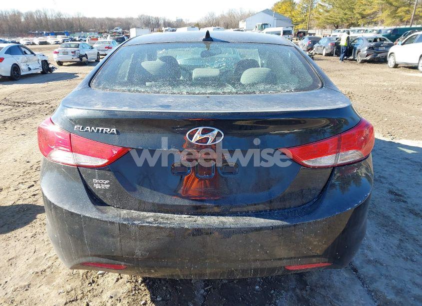 Photo 14 of 2013 Hyundai Elantra GLS (VIN 5NPDH4AEXDH281101)