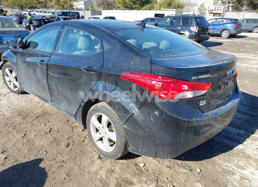 Photo 3 of 2013 Hyundai Elantra GLS (VIN 5NPDH4AEXDH281101)