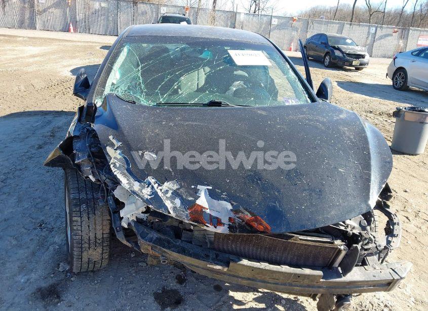 Photo 5 of 2013 Hyundai Elantra GLS (VIN 5NPDH4AEXDH281101)