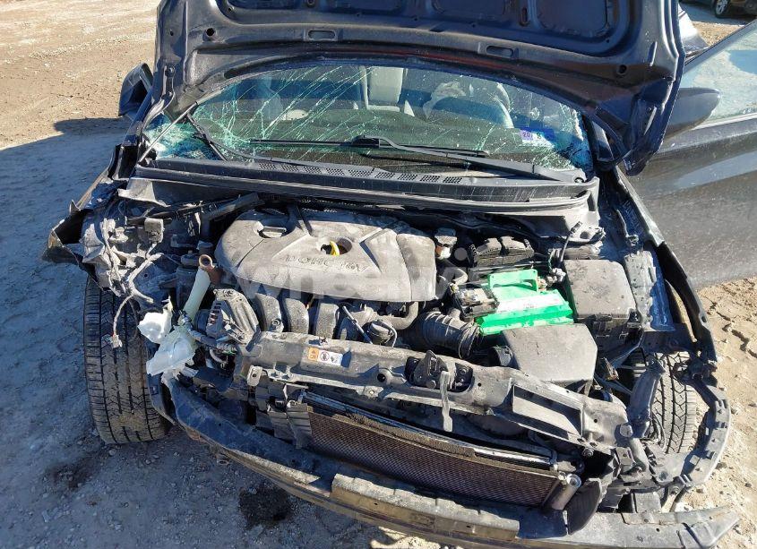 Photo 8 of 2013 Hyundai Elantra GLS (VIN 5NPDH4AEXDH281101)