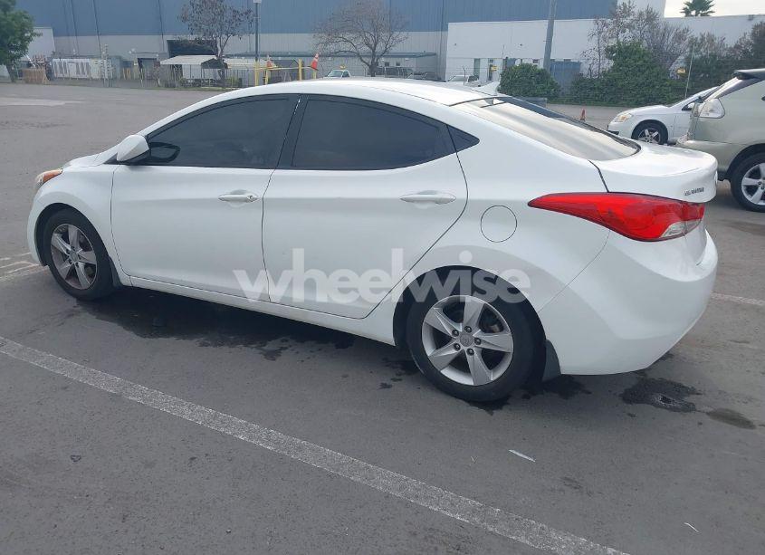 Photo 3 of 2013 Hyundai Elantra GLS (VIN 5NPDH4AEXDH287674)