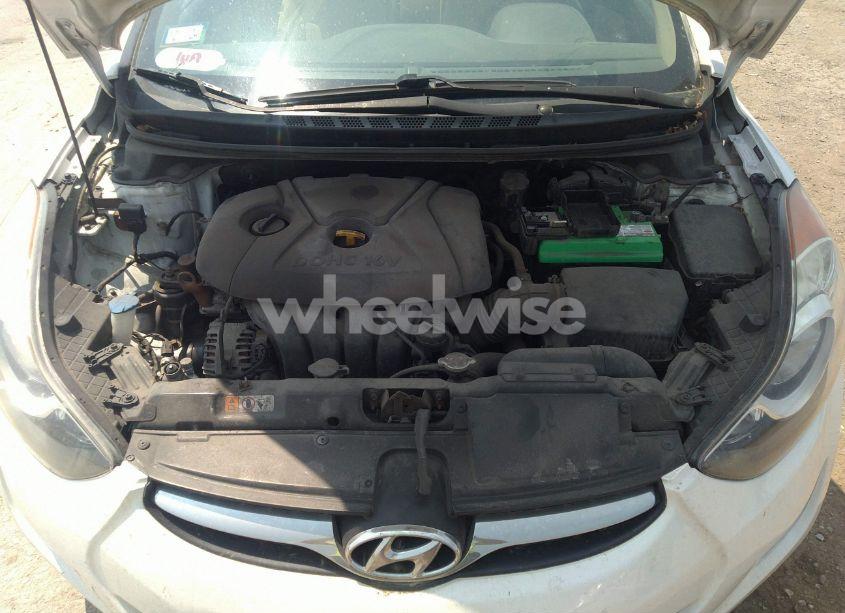 Photo 10 of 2013 Hyundai Elantra GLS (VIN 5NPDH4AEXDH288422)