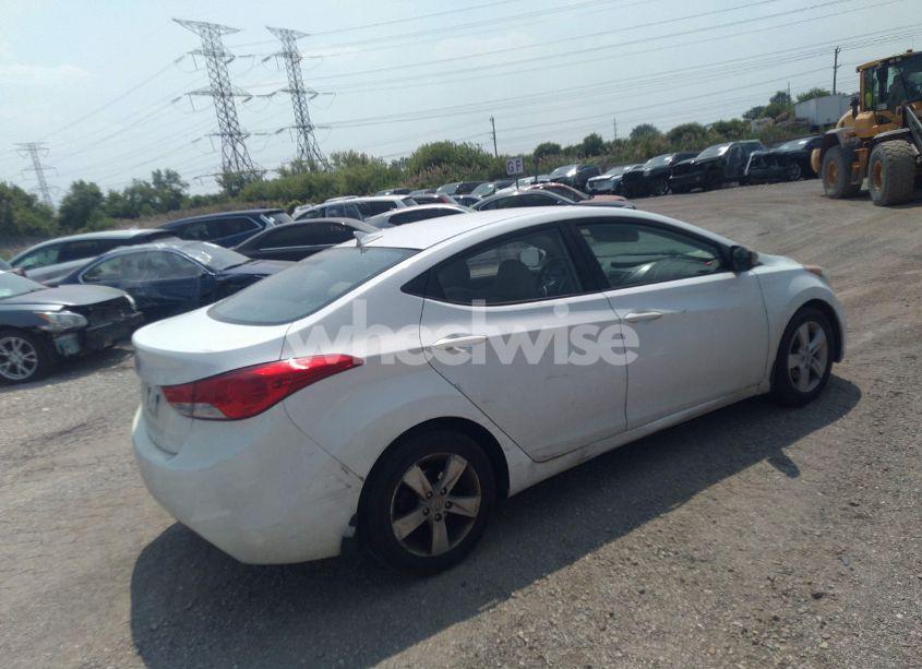 Photo 4 of 2013 Hyundai Elantra GLS (VIN 5NPDH4AEXDH288422)