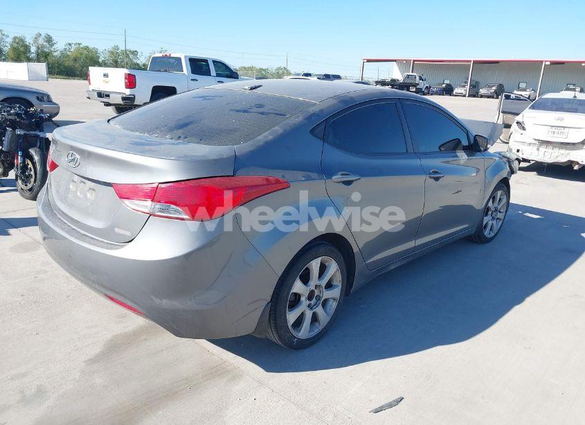Photo 4 of 2013 Hyundai Elantra LIMITED (VIN 5NPDH4AEXDH295211)