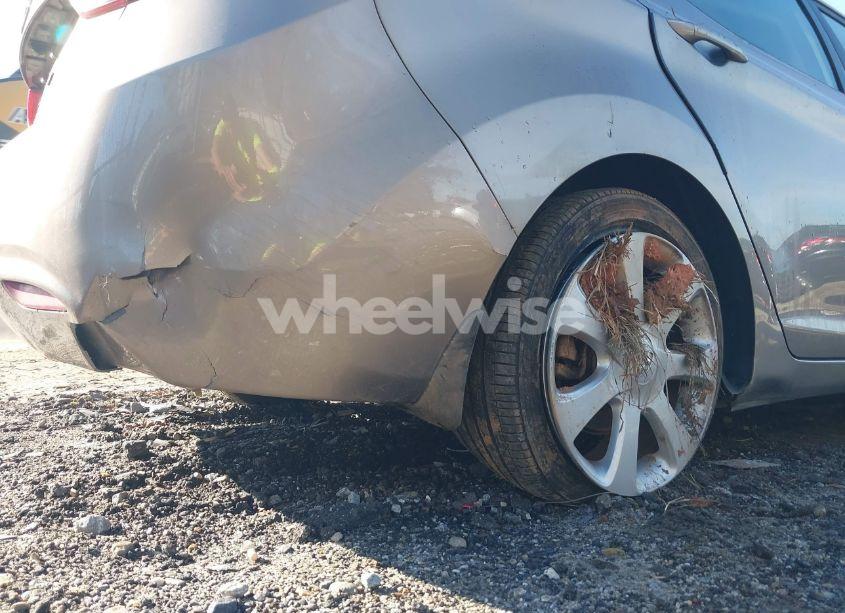 Photo 14 of 2013 Hyundai Elantra LIMITED (VIN 5NPDH4AEXDH296777)